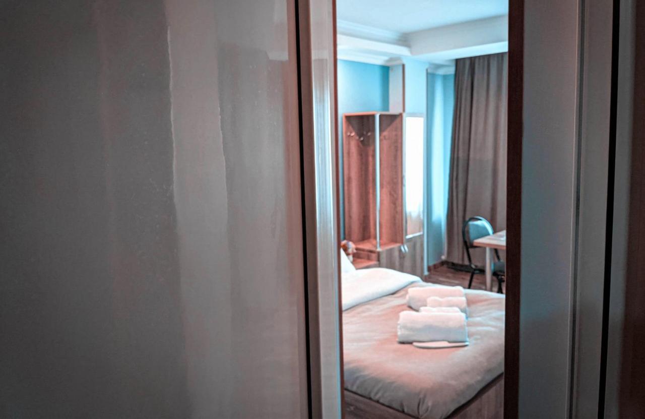 Tbilisi Airport Hotel - Atu Exteriör bild