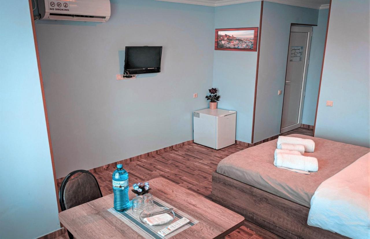 Tbilisi Airport Hotel - Atu Exteriör bild