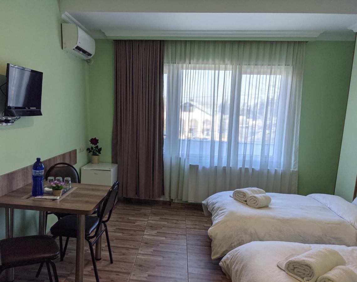 Tbilisi Airport Hotel - Atu Exteriör bild